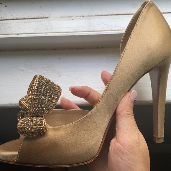 Valentino Crystal Bow Heels - Picture 3 of 7